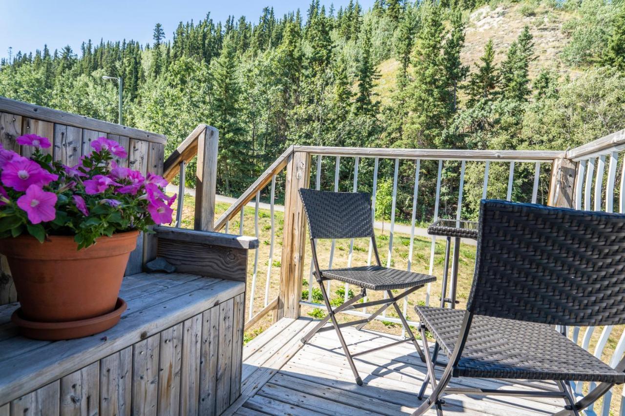 Downtown Whitehorse Apartment In Old Town エクステリア 写真