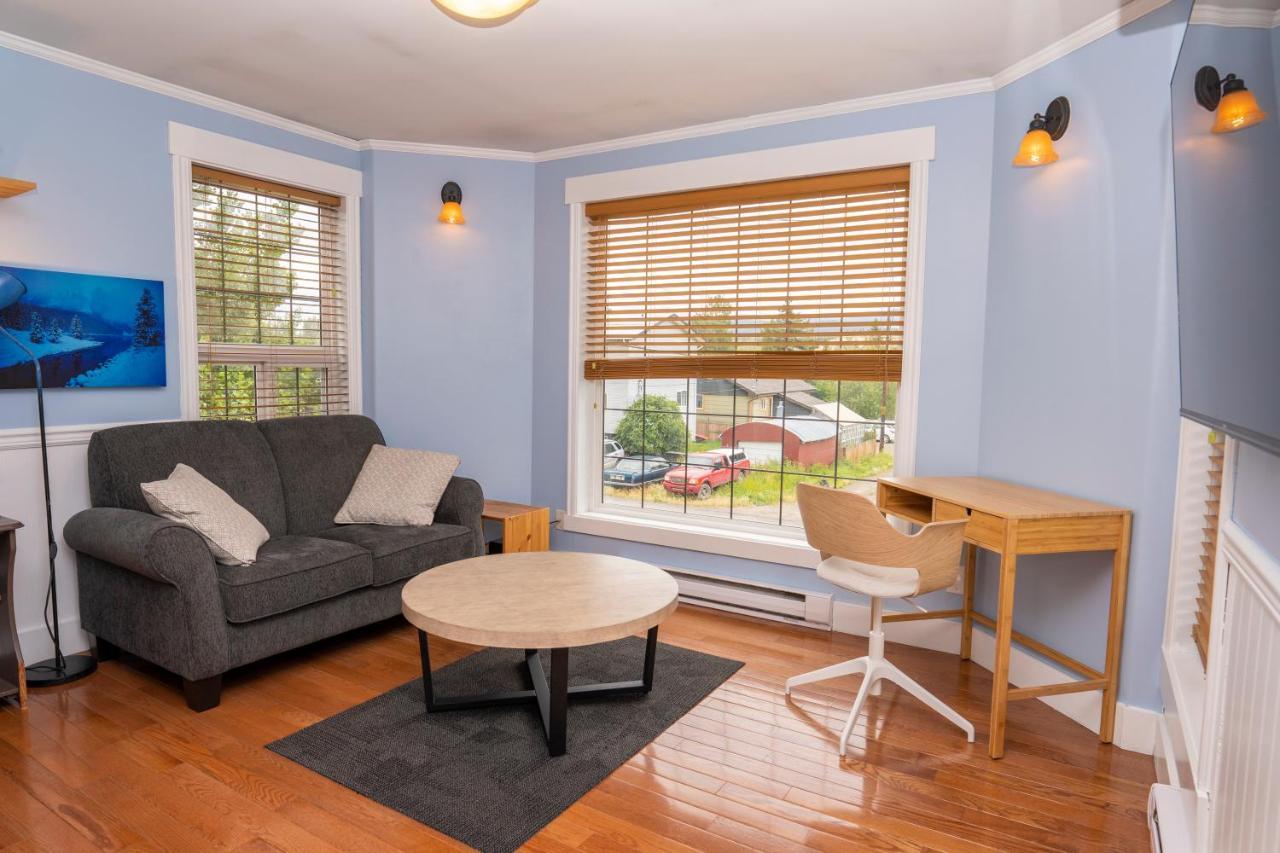 Downtown Whitehorse Apartment In Old Town エクステリア 写真