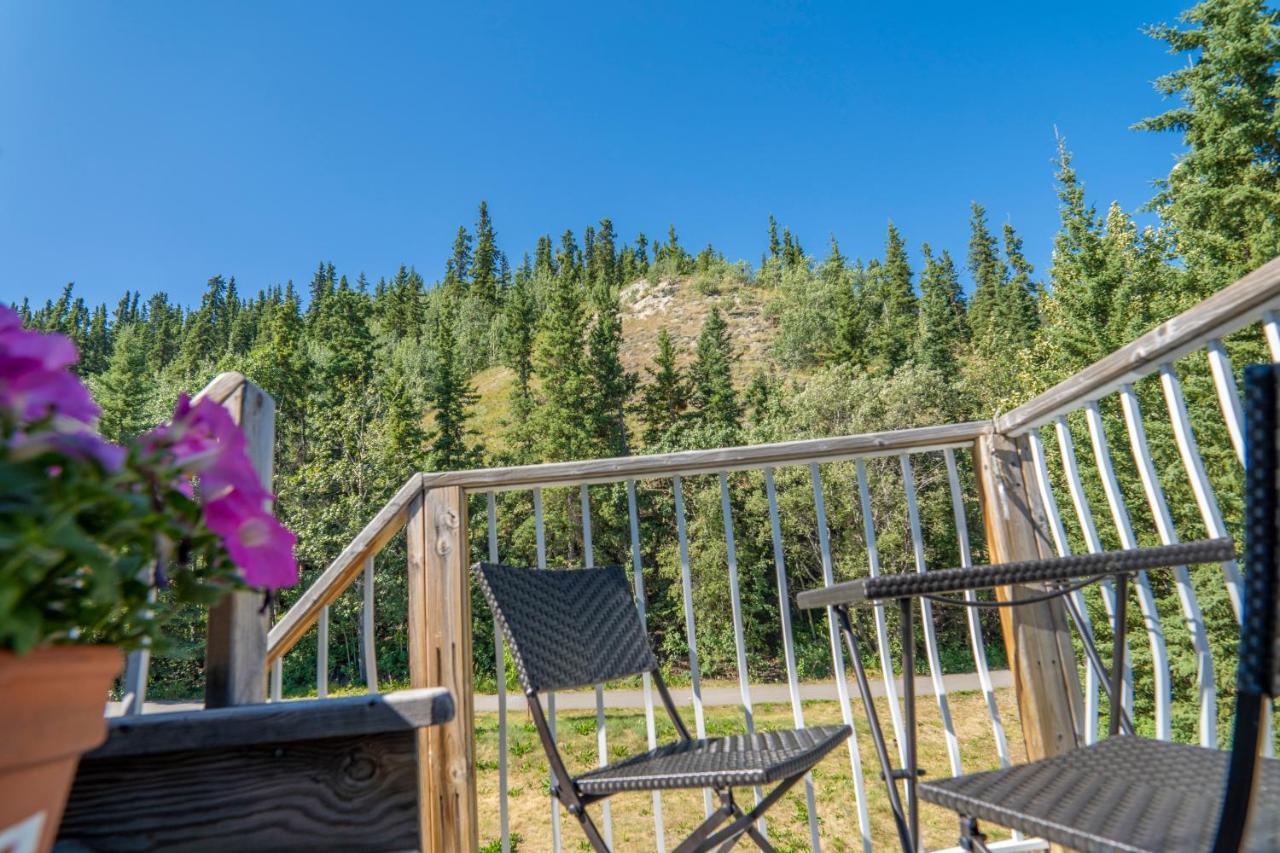 Downtown Whitehorse Apartment In Old Town エクステリア 写真