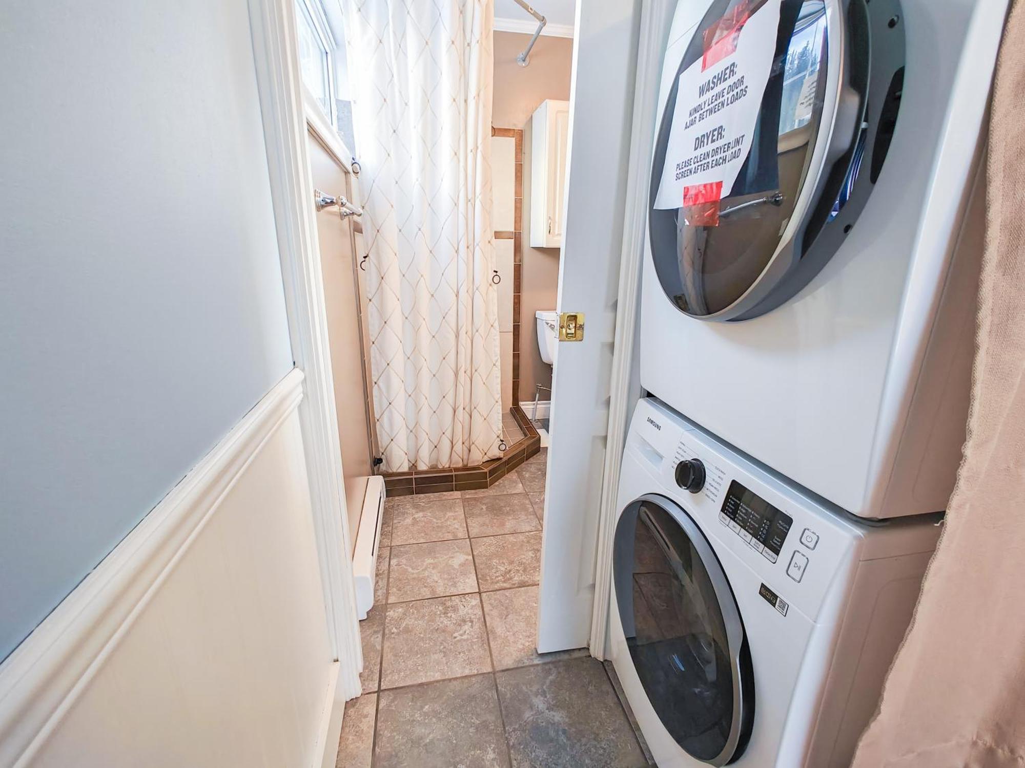 Downtown Whitehorse Apartment In Old Town エクステリア 写真